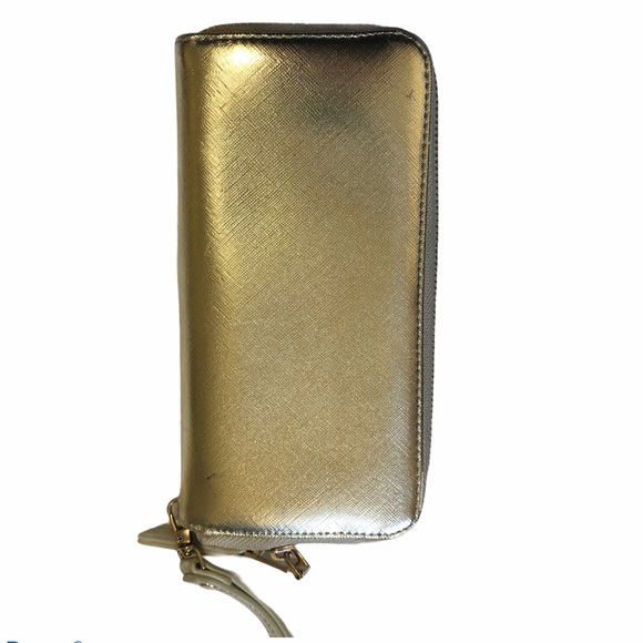 Golden Handbag - Picture 2 of 4